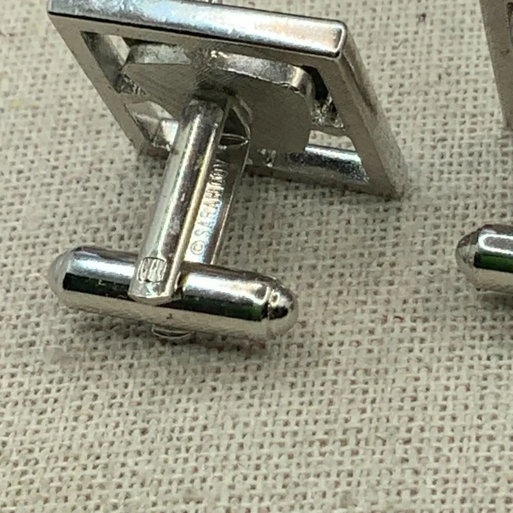 Sarah Coventry Green Resin Silver Tone Square Cuff Links